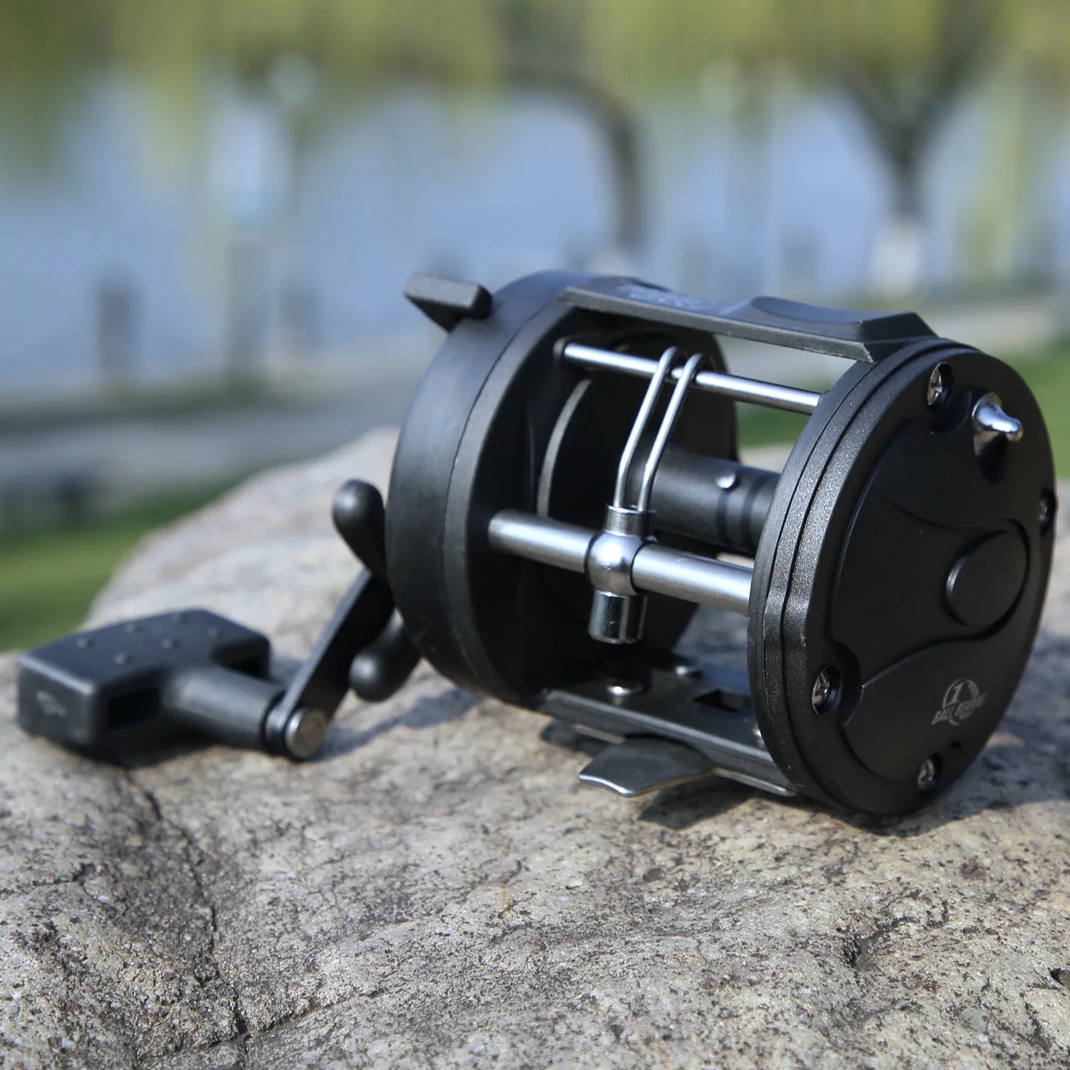 Sougayilang Trolling Fishing Reels Aluminum Alloy Spool Saltwater Drum Fishing Reel 3+1BB 3.8:1 Max Drag 25kg Fishing Tool Pesca